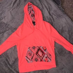 Light weight hoodie coral patten.